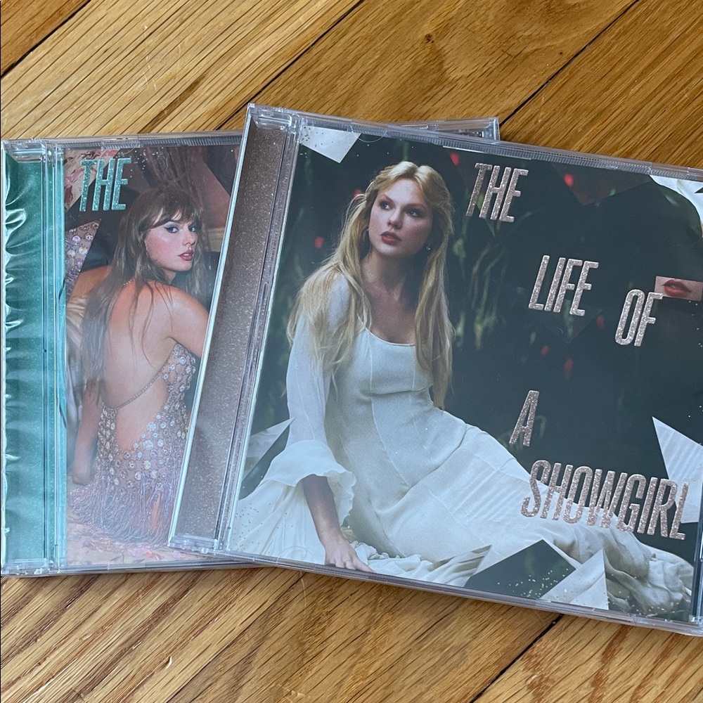 Taylor Swift The Life of a Showgirl Acoustic CD Set